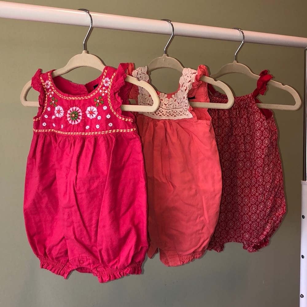 Gap rompers